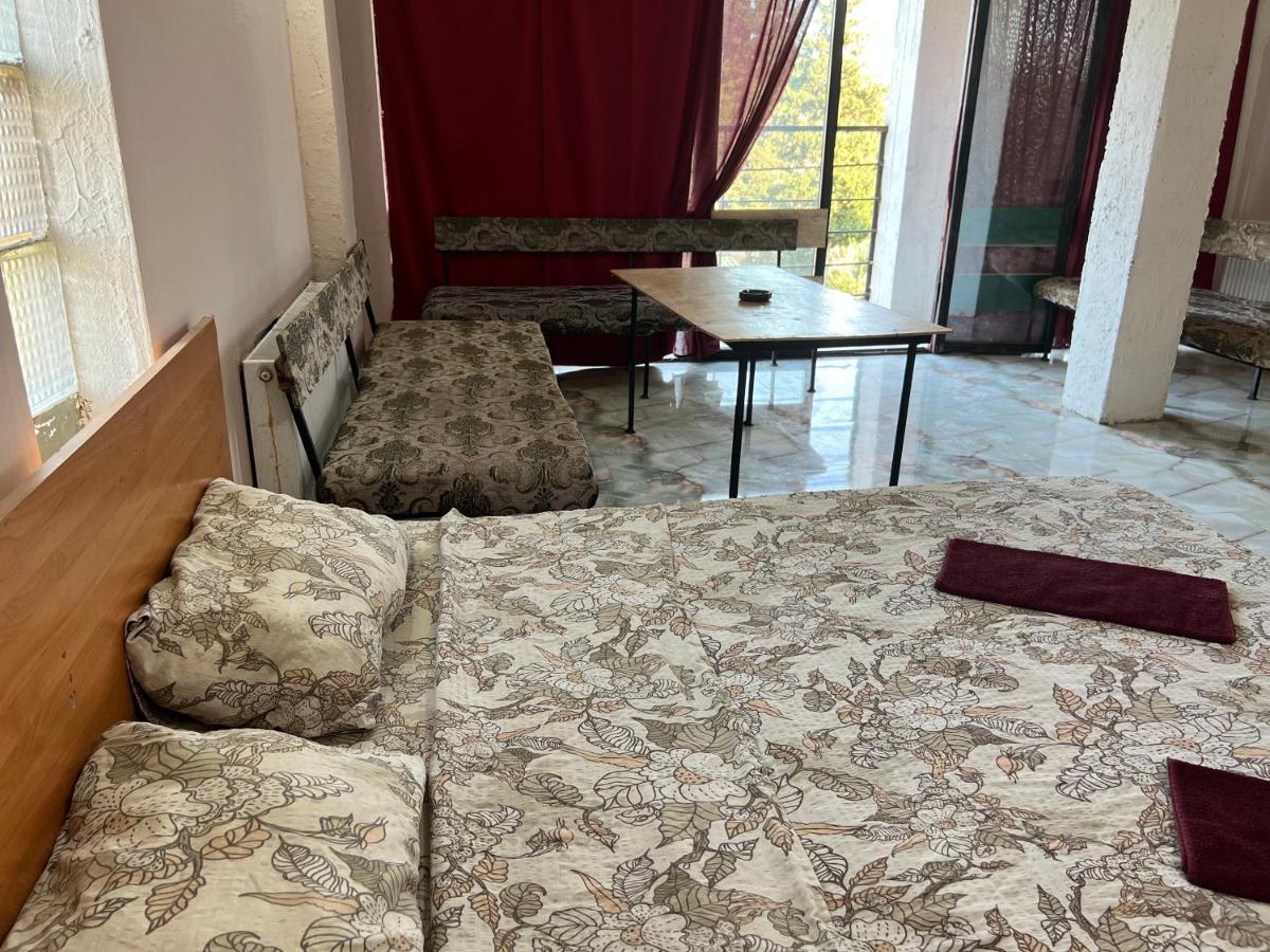 Smile Guesthouse Tbiliszi Kültér fotó
