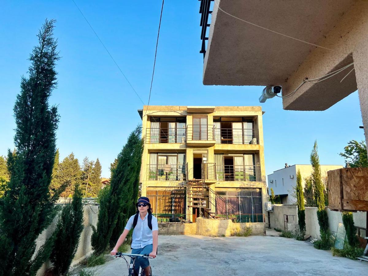 Smile Guesthouse Tbiliszi Kültér fotó