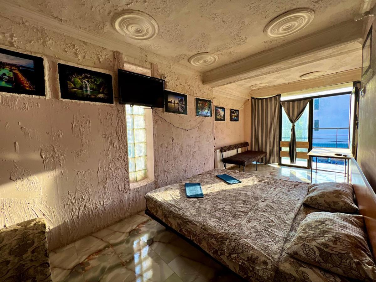 Smile Guesthouse Tbiliszi Kültér fotó