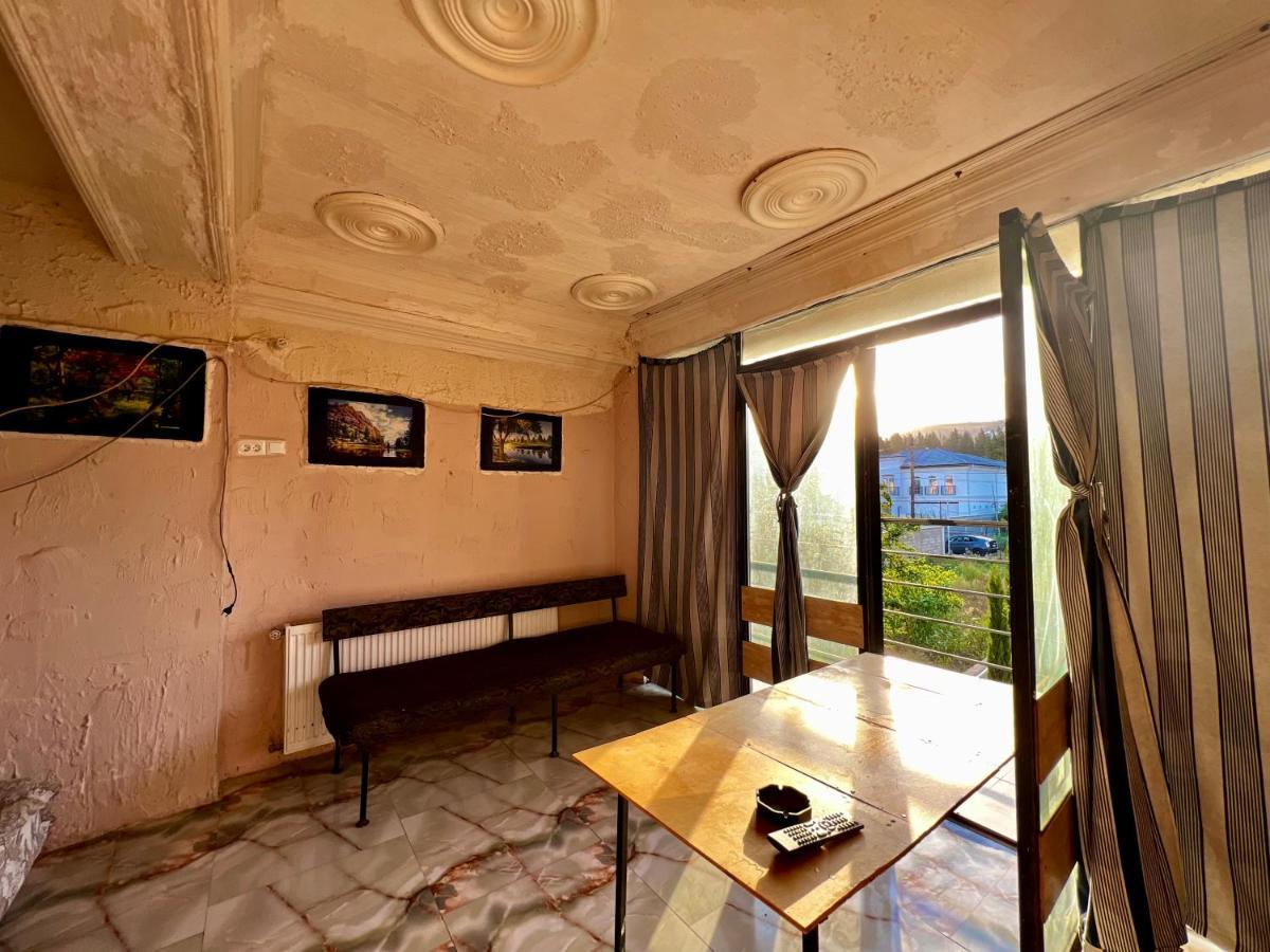 Smile Guesthouse Tbiliszi Kültér fotó