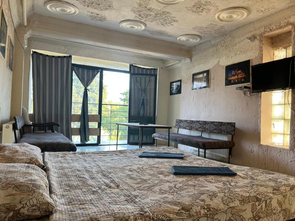 Smile Guesthouse Tbiliszi Kültér fotó